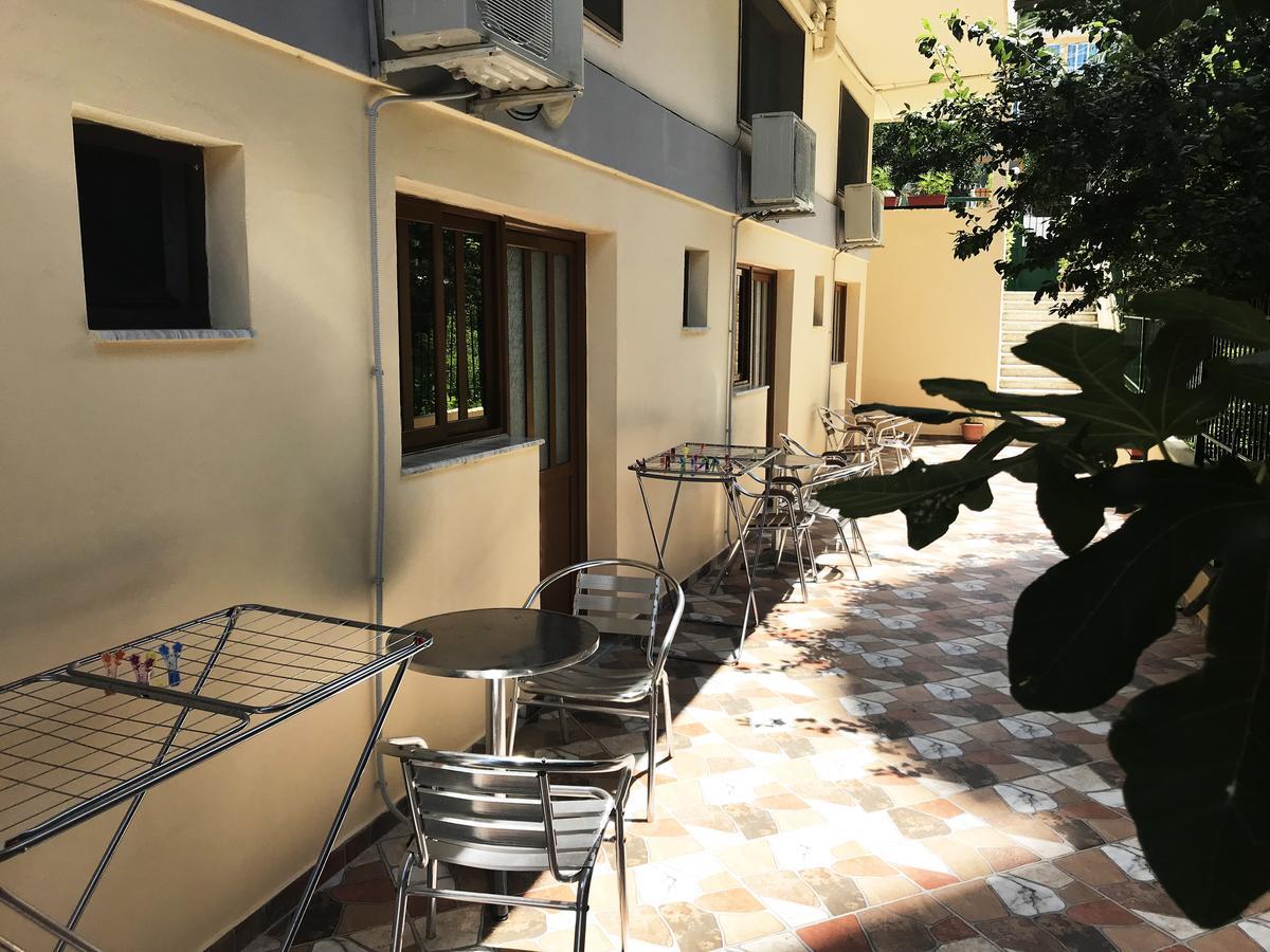 Flutura Apartments Vlorë Екстериор снимка